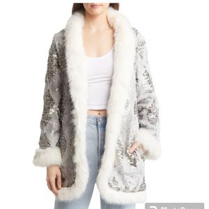 NWT Band Of The Free Boho Faux Fur Trim Open Jacket Silver/Gray Size Medium
